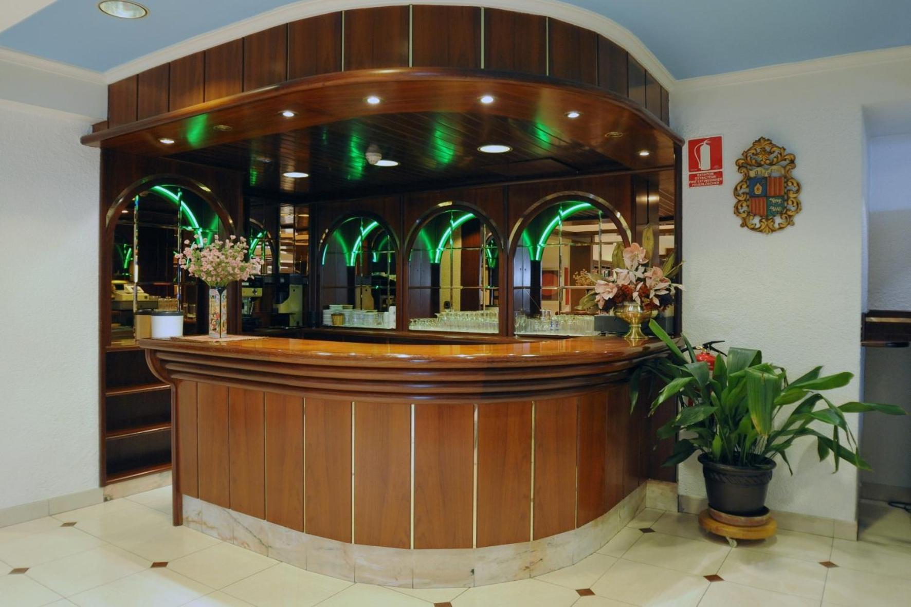 Hotel Jaume I Andorra la Vella Buitenkant foto