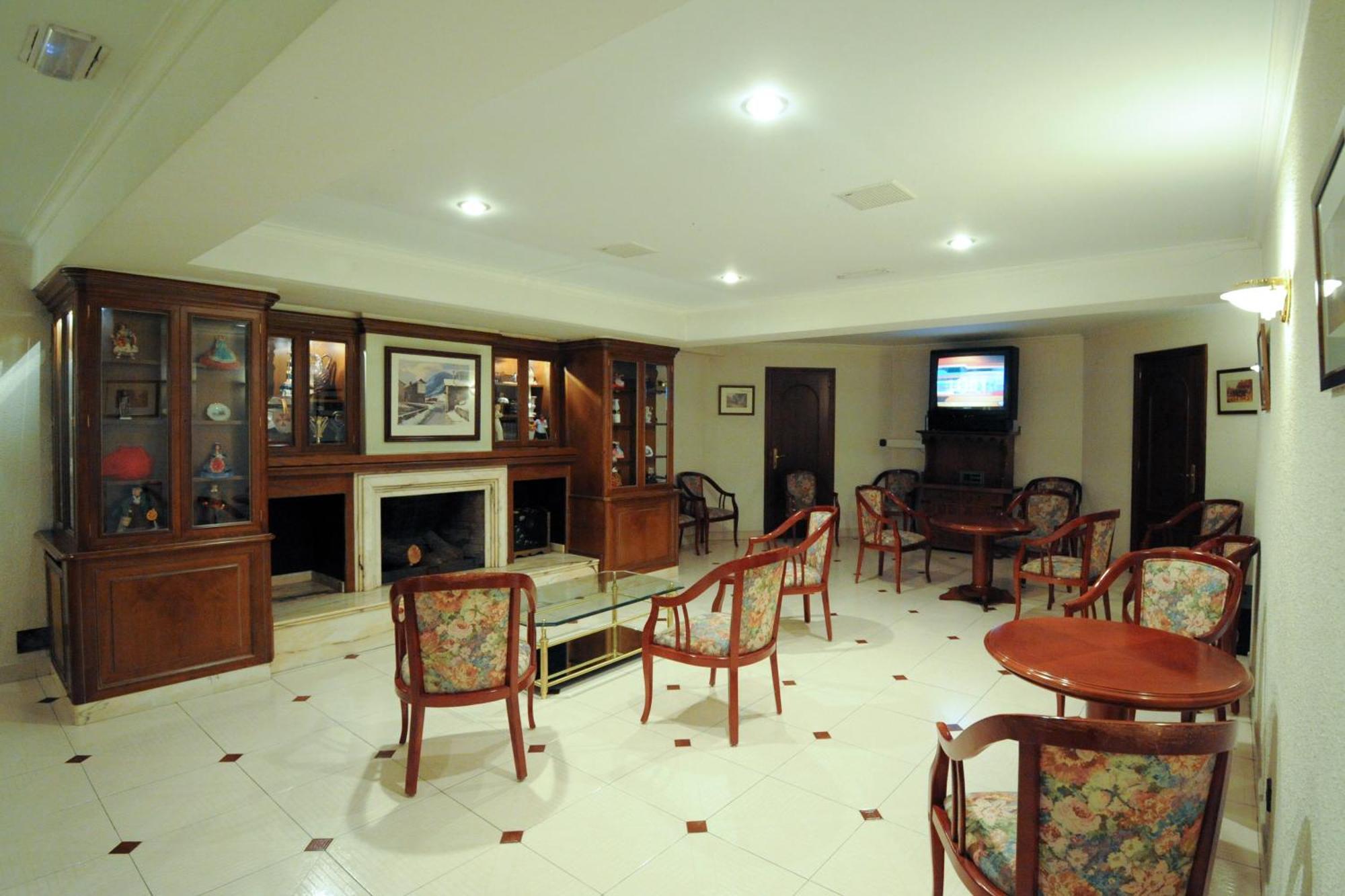 Hotel Jaume I Andorra la Vella Buitenkant foto